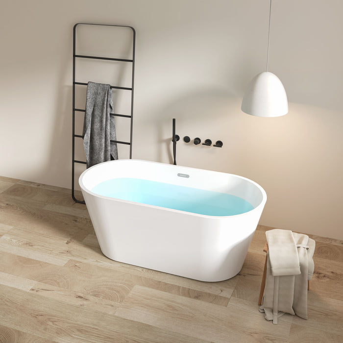 Freestanding Bathtub, Modern & Contemporary Design Soaking Tub With Toe-Tap Drain In Chrome And Classic Slotted Overflow