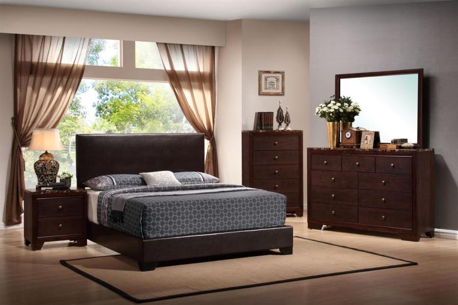 Conner - Cama Estofada Painel