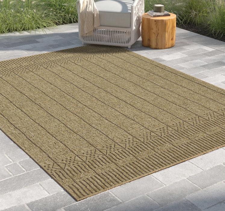 Earth - 5'3" X 7'3" Indoor / Outdoor Area Rug - Mocha / Natural