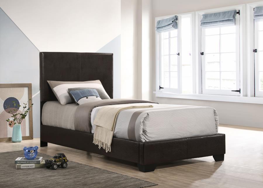 Conner - Cama Estofada Painel