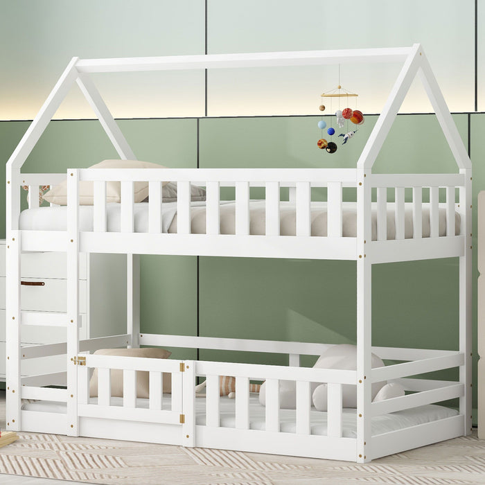 Twin Over Twin House Bunk Bed With Fence And Door