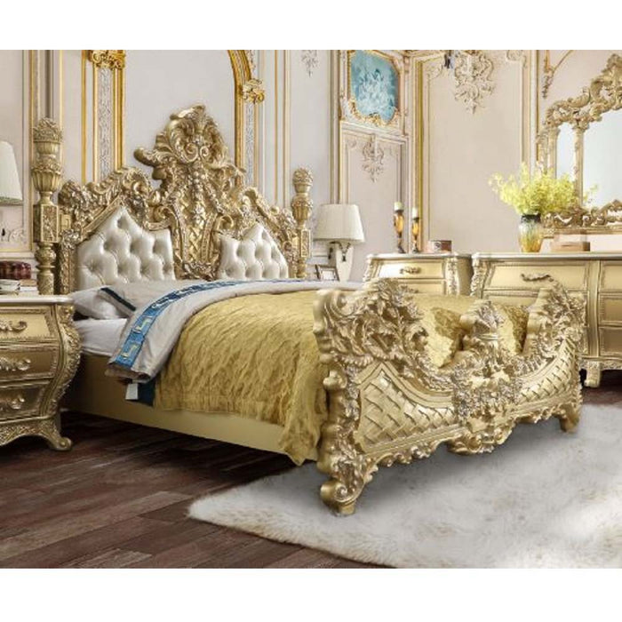 Cabriole - Cama King Eastern - Ouro Claro PU e Acabamento Dourado