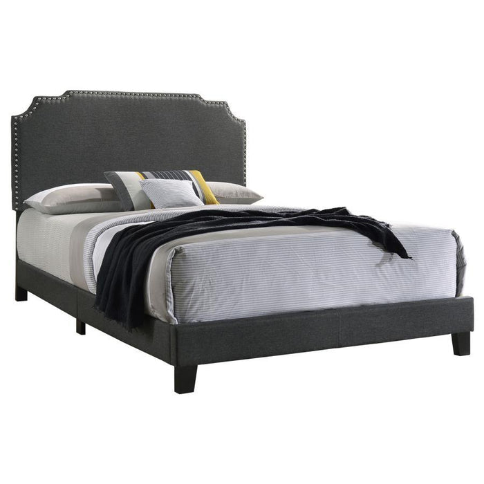 Tamarac - Upholstered Nailhead Bed Bedding & Furniture Discounters